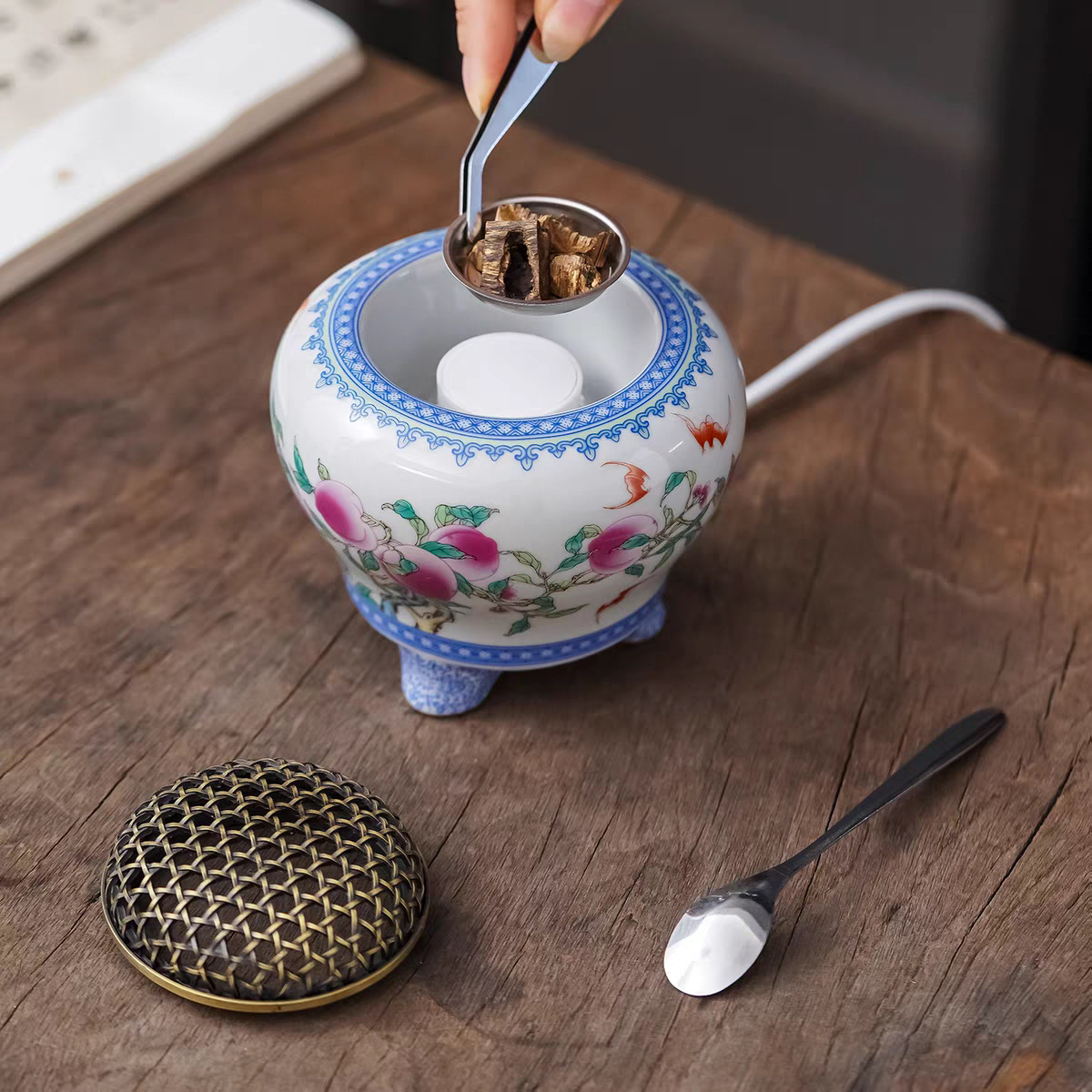 Tensão 220v 60-500 °   Difusor - Home Fragrance Plug In avaliação e preço