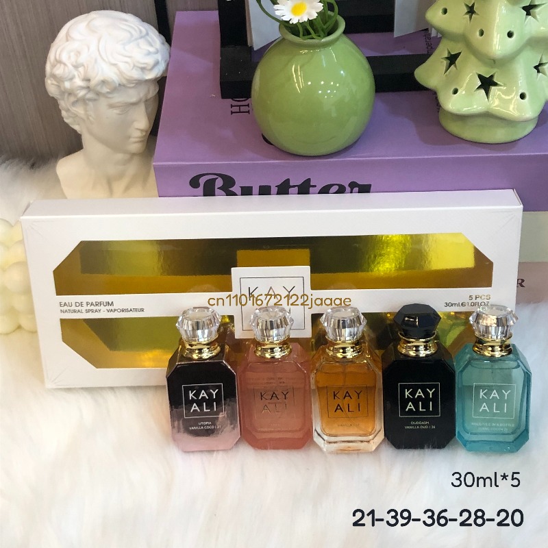 Conjunto de Perfumes KAYALI 30 - Home Fragrance Zara avaliação e preço